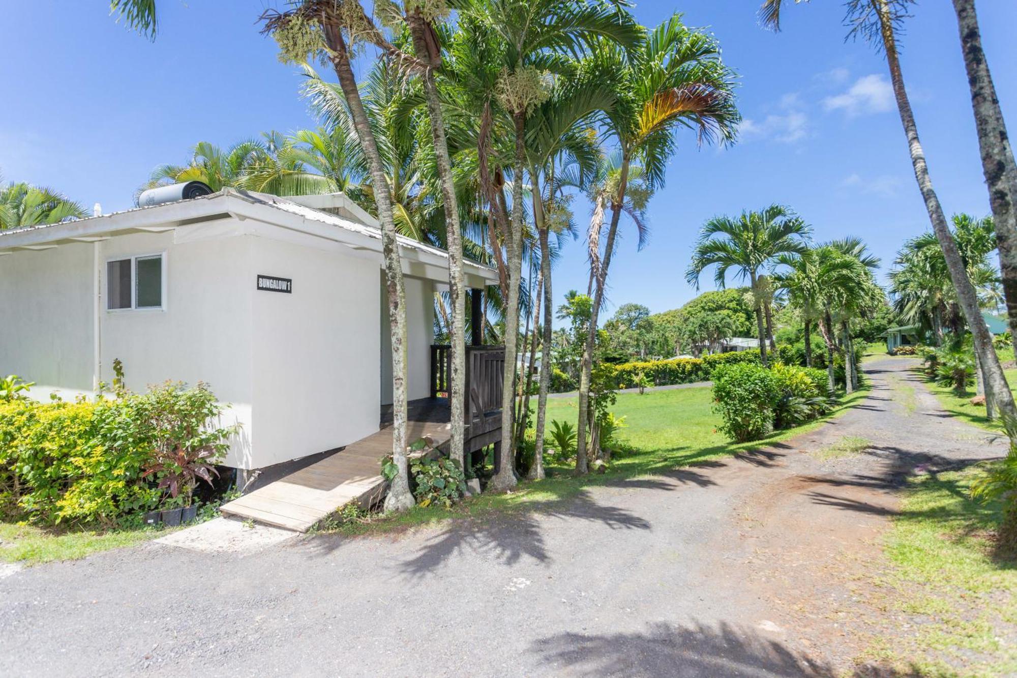 רארוטונגה Muri Lagoon View Bungalows - Hillside Bungalow מראה חיצוני תמונה
