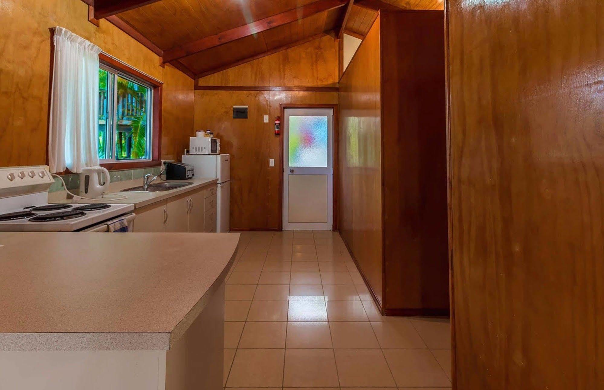 רארוטונגה Muri Lagoon View Bungalows - Hillside Bungalow מראה חיצוני תמונה